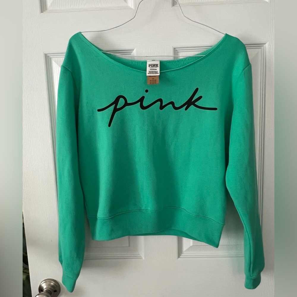 Victoria’s Secret PINK NWT Crewneck Cropped Sweatshirt
